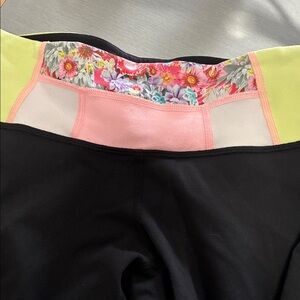 Lulu Reversible Capris